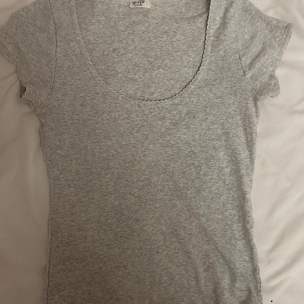 Heather grey Brandy Melville John Galt lace hemmed top